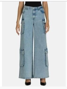 Light Blue Wide-Leg Cargo Jeans for Women